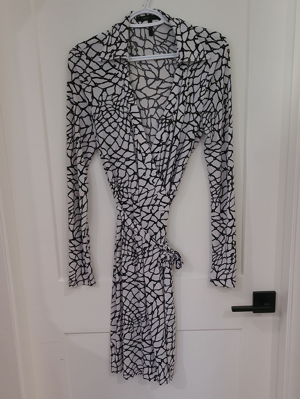 BCBGMaxAzria Black and White Abstract Print Wrap Dress
